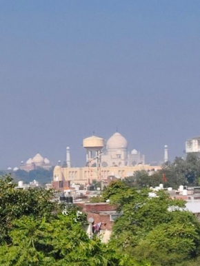 Hotel The Shanaya Agra-Rooftop View Taj Mahal